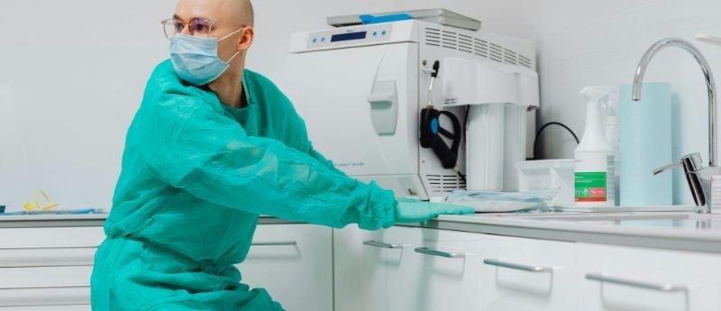 Clinical Safety Standards and DHA Protocols<br />
